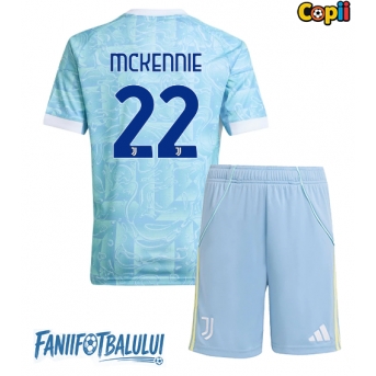 Juventus Weston McKennie #22 Echipament de Fotbal Replică 2025-26 Copii Deplasare (+ Șorturi)